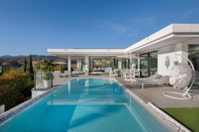 4-Bedroom Modern Villa with Heated Pool
